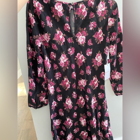 Sunday Best long sleeves floral dress - Picture 2 of 7